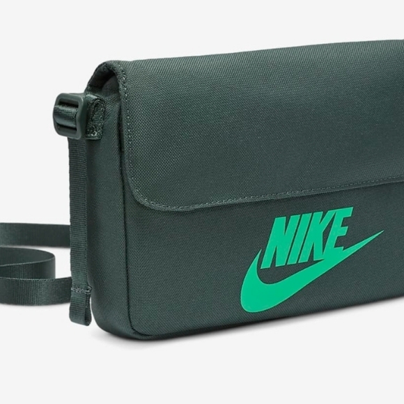 Nike Crossbody Bag - Picture 3 of 16